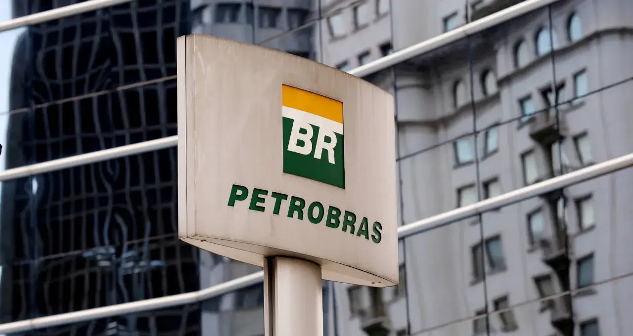 Petrobras (PETR4) avança na agenda ESG